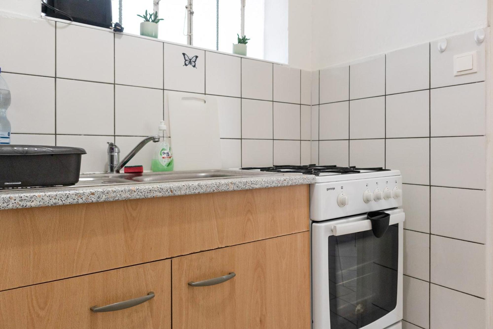 Apartament Comfy In Shared For Longstays Near Matzleinsdorfer Station